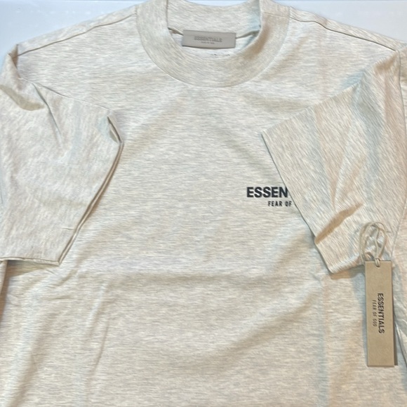 Fear of god essentials light oatmeal Tee shirt - Picture 4 of 7
